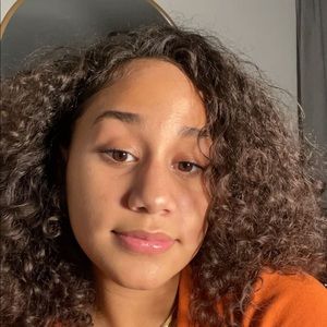 Meet your Posher, Bree